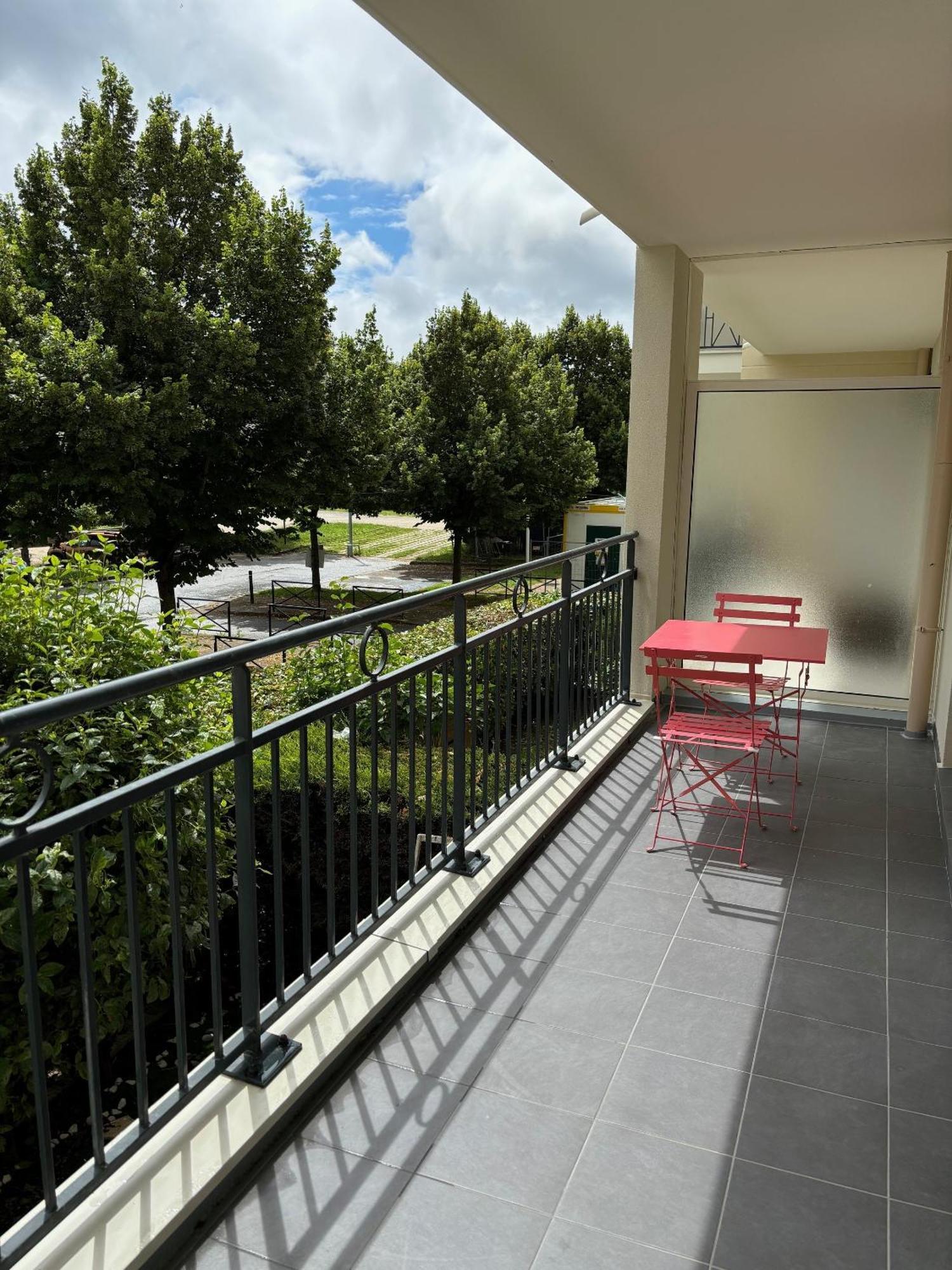 Appartement Castle - 10 Minutes De Disney Bussy-Saint-Georges Extérieur photo